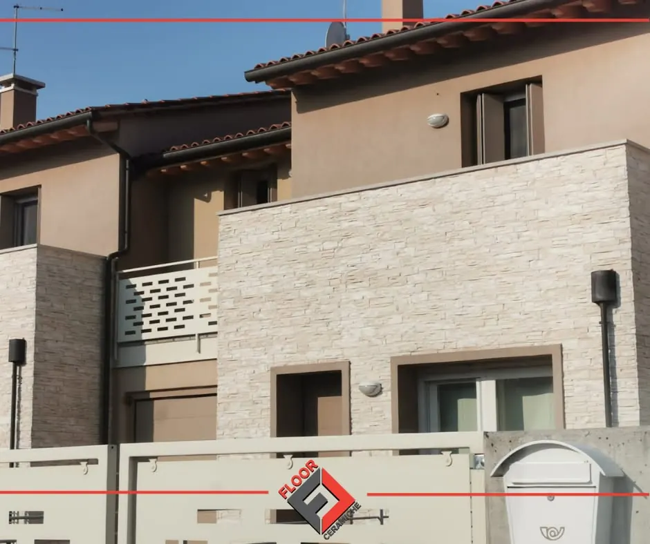 Facciata con rivestimento in pietra