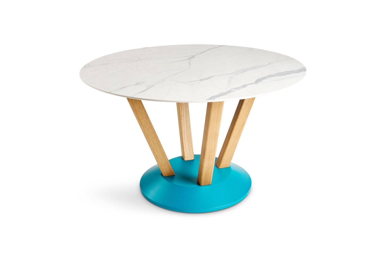 Tavolo rotondo con piano in gres effetto marmo e base turchese